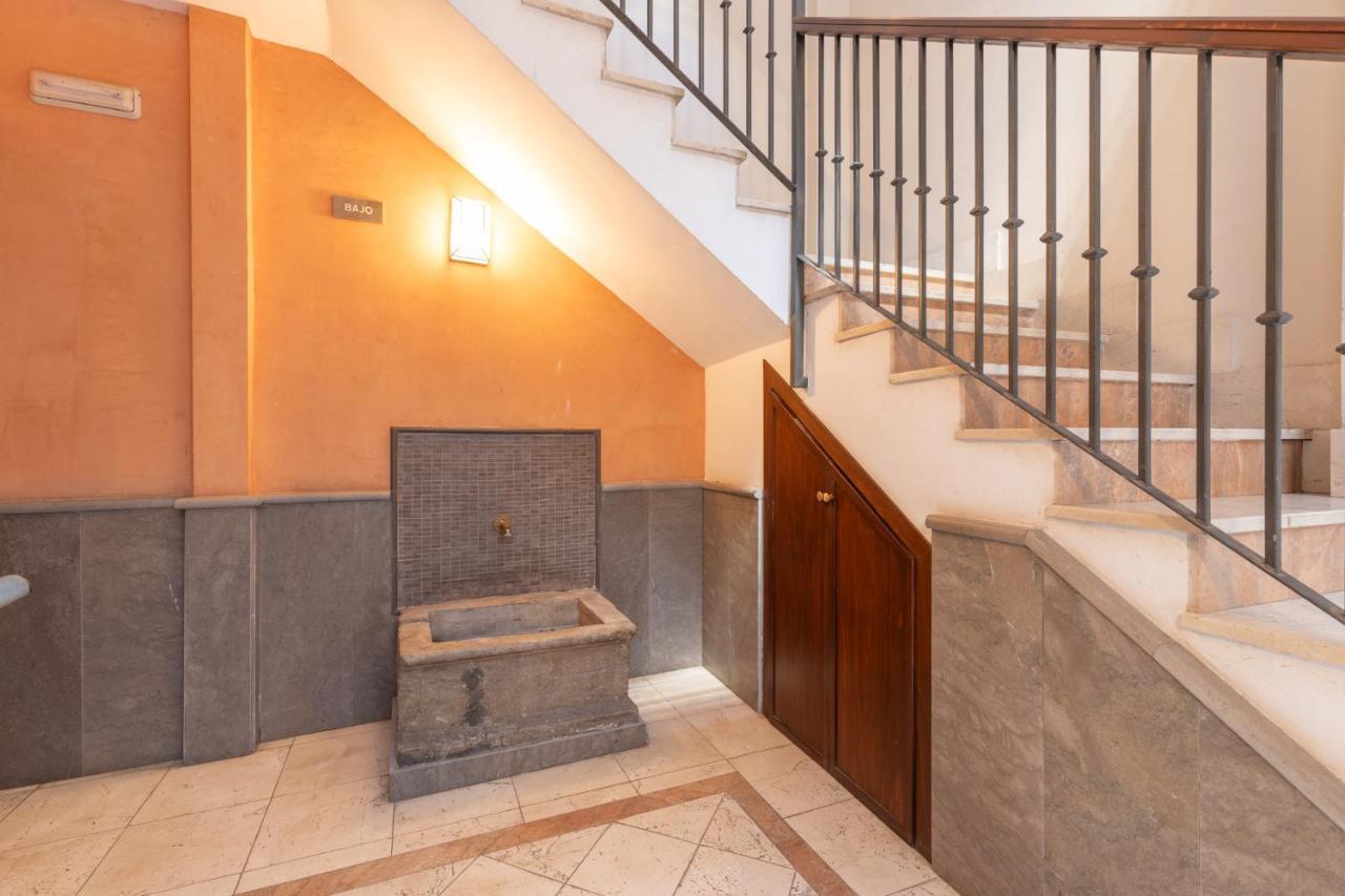 Apartamentos Nuria 19 Granada Eksteriør bilde